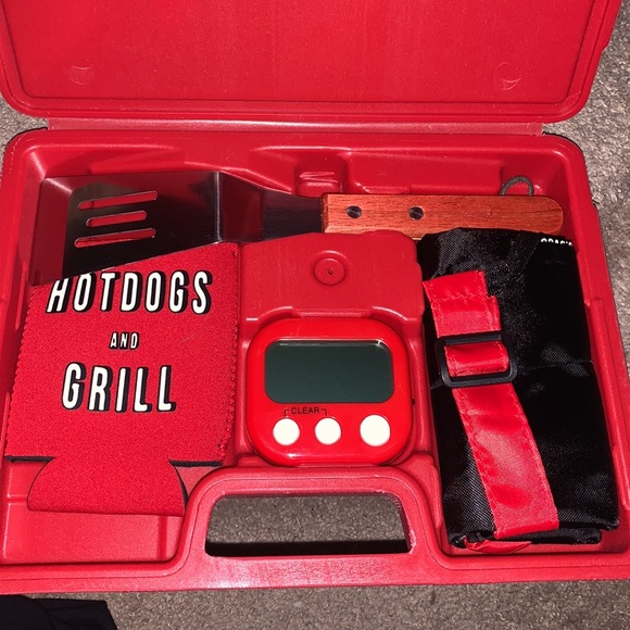NIB Bespoke Adulting Grilling Set 101 grill mitt,timer spatula BBQ Apron new/box - Picture 4 of 7